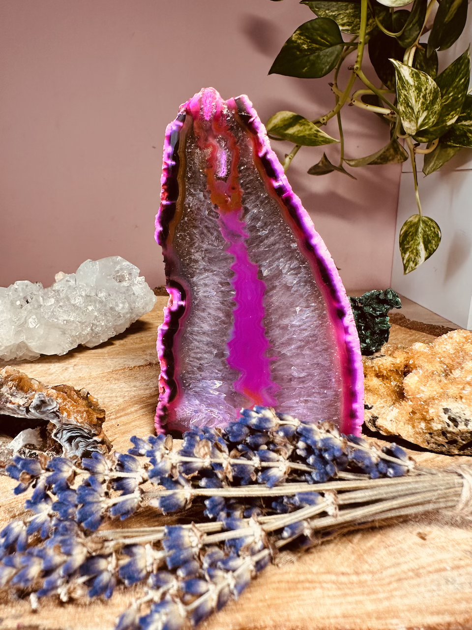 rozowy-agat-kamieniemocy-nr-6b