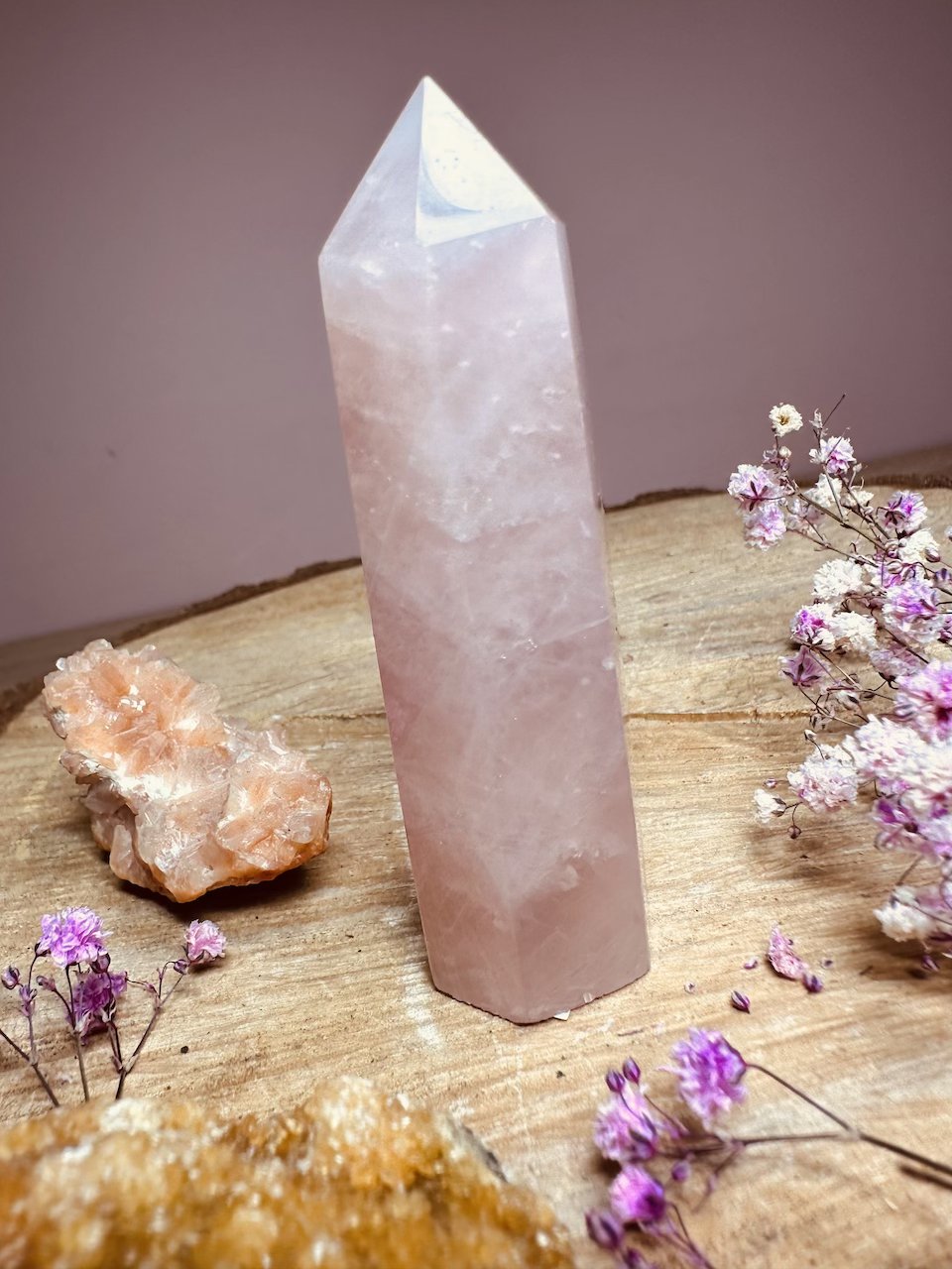 obelisk-kwarc-rozowy-nr-3-kamieniemocy-2
