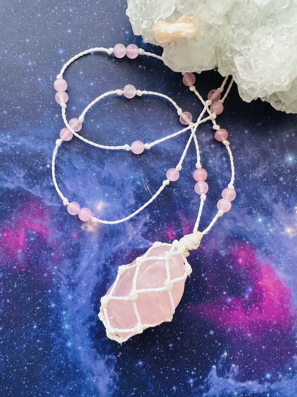 kwarc-rozowy-wisior-kamieniemocy-nr-2b