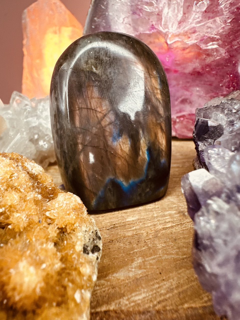 labradoryt-polerowany-kamieniemocy-nr-5