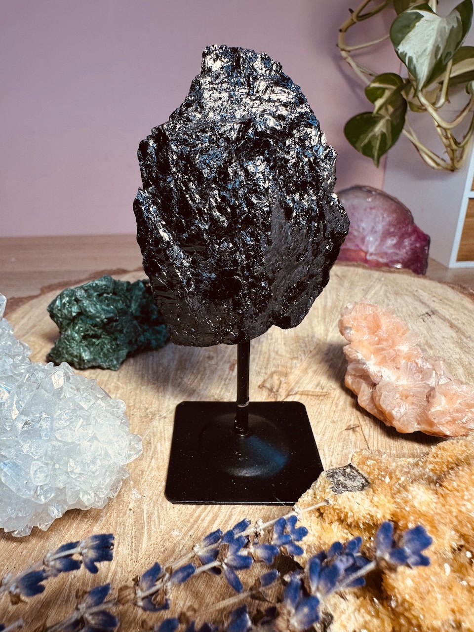 turmalin-na-podstawce-kamieniemocy-nr-5a