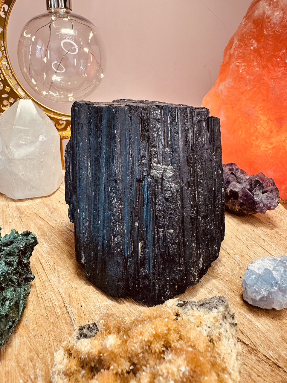 turmalin-czarny-minerał-kamieniemocy-nr-1